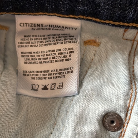 Citizens of Humanity Shorts, Size 29 - Picture 4 of 7